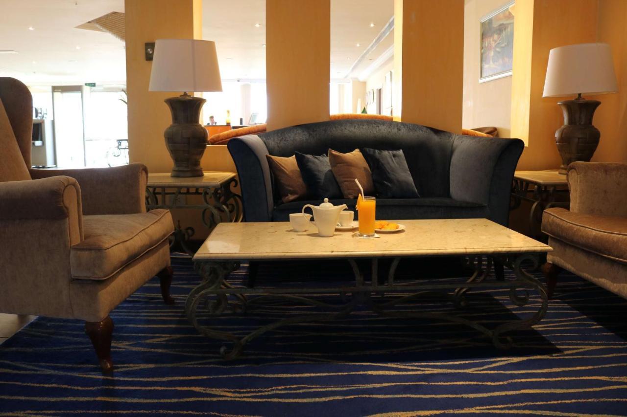 Radisson Blu Hotel, Yanbu Exterior photo